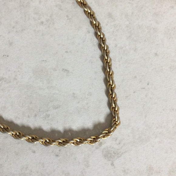 Napier gold twist chain - Picture 3 of 5